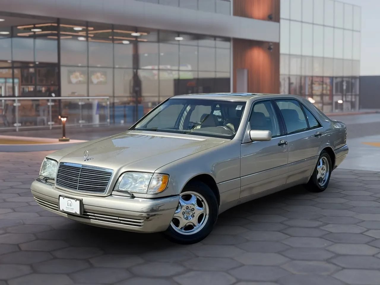 Used 1997 Mercedes-Benz S 420 image 2