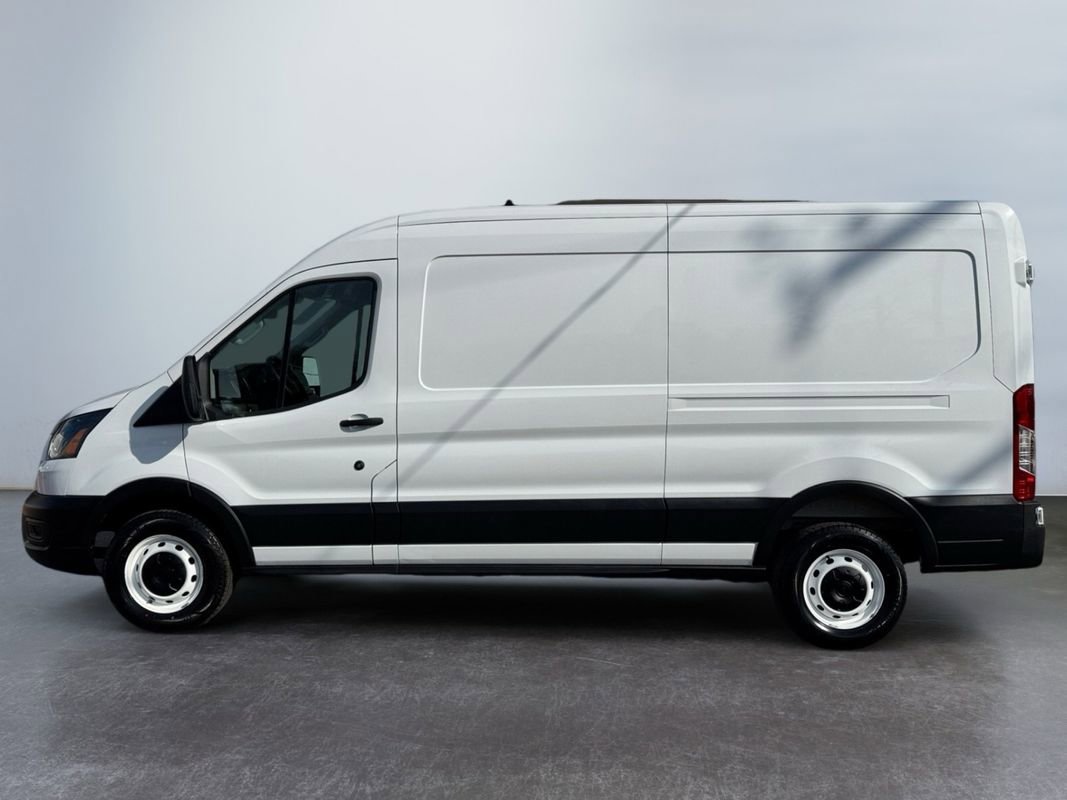 Used 2025 Ford Transit 250 Medium Roof RWD image 8