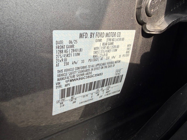 Used 2025 Ford Explorer ST w/ Sun And Sound Package AWD/4WD image 14