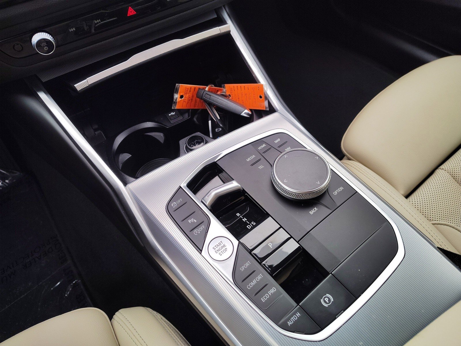 Used 2023 BMW 230i xDrive Coupe w/ Premium Package image 15