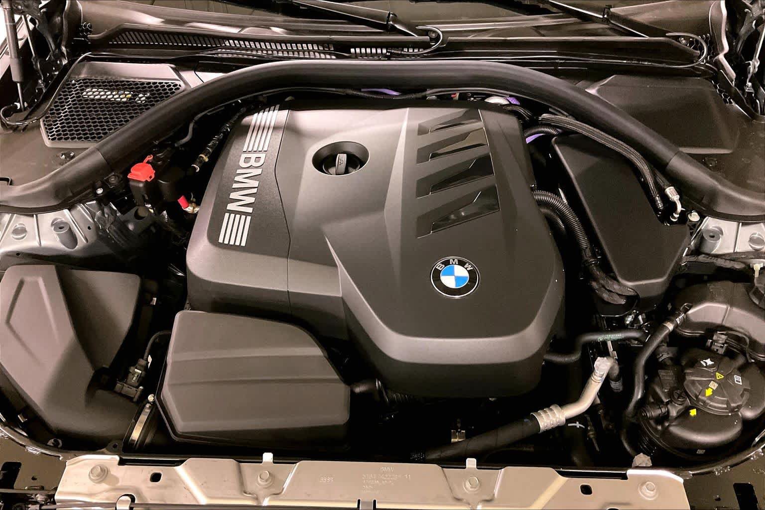 Used 2026 BMW 330i Sedan w/ Premium Package RWD image 17