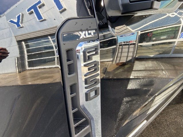 New 2026 Ford F350 4x4 Regular Cab DRW Super Duty image 7