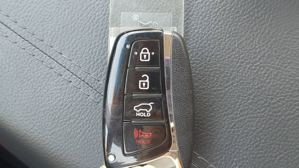 Used 2015 Hyundai Santa Fe Sport 2.0T w/ Option Group 05 AWD/4WD image 29