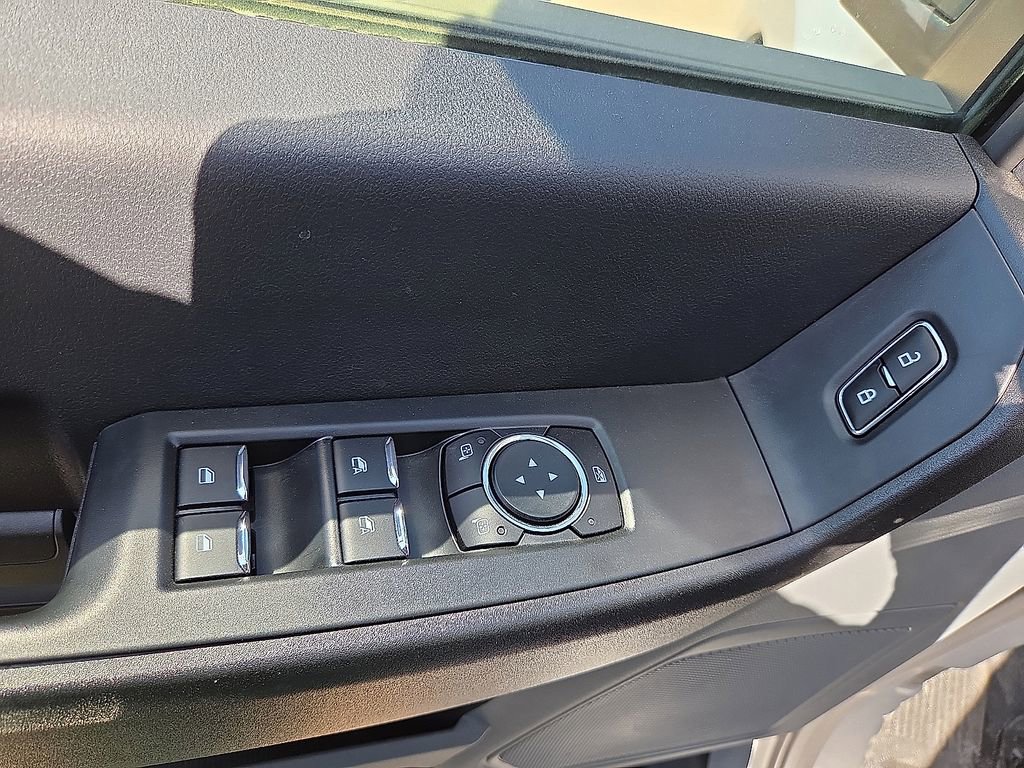 New 2026 Ford F350 XL w/ XL Chrome Package image 16