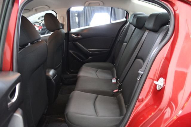 Used 2015 MAZDA MAZDA3 i Sport FWD image 22
