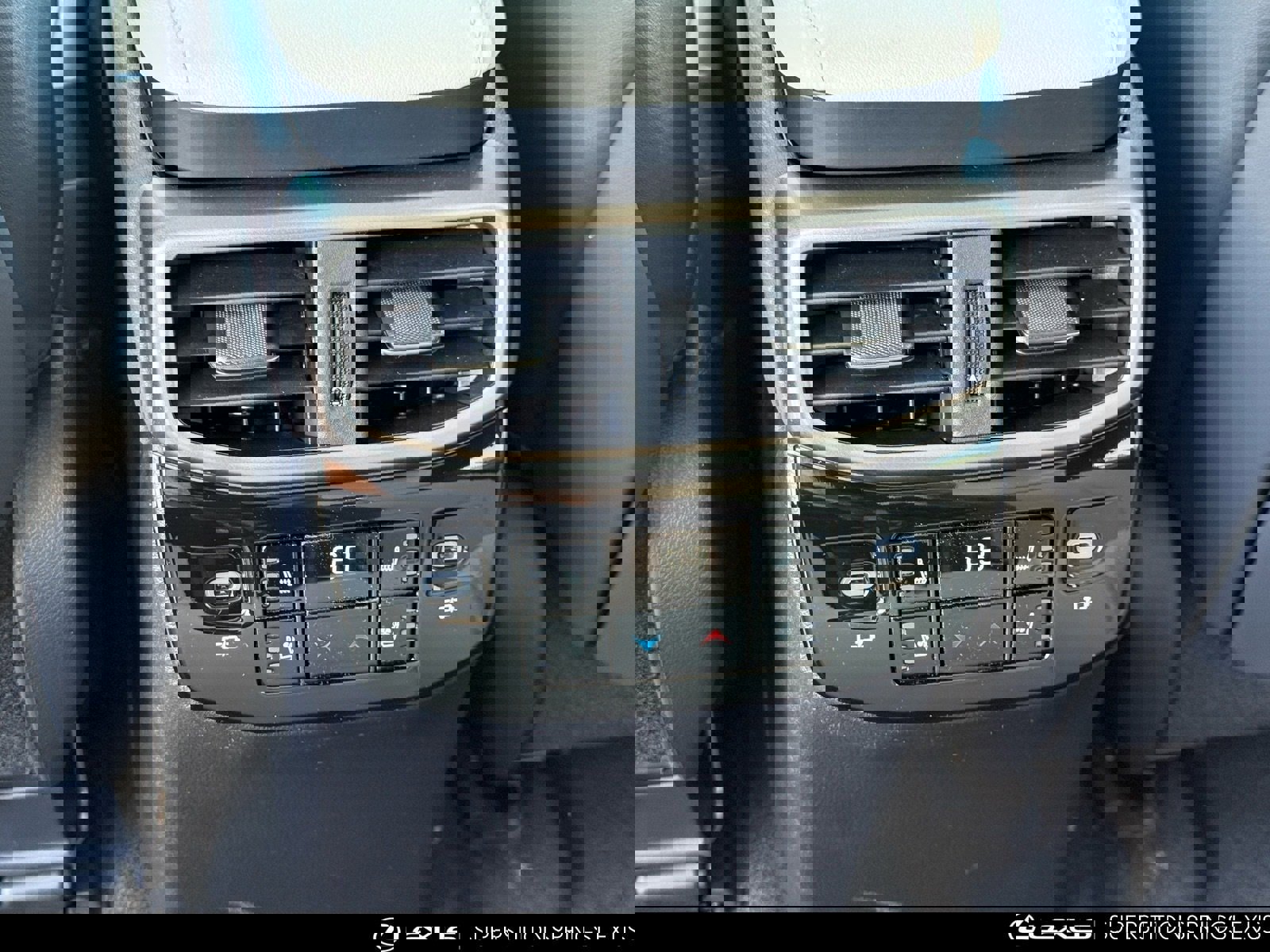 New 2026 Lexus RX 350 350h Luxury image 22