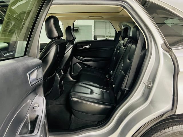 Used 2021 Ford Edge Titanium AWD/4WD image 24