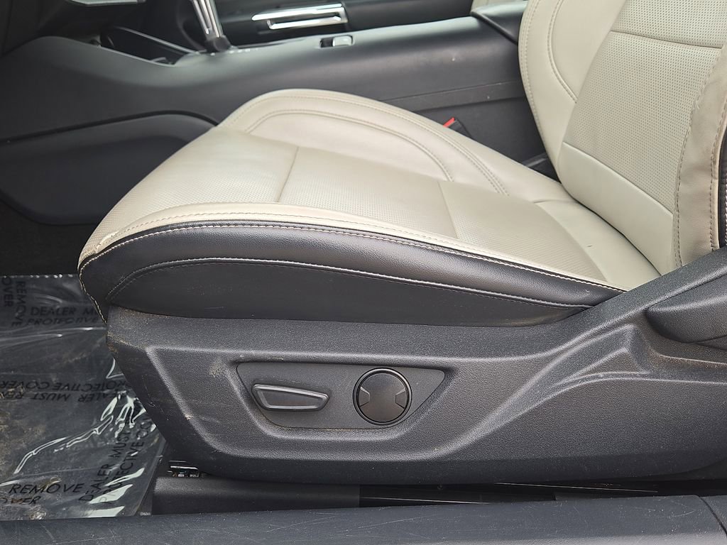 Used 2024 Ford Mustang Premium image 18