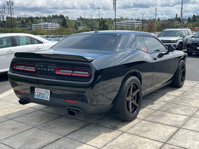 Used 2020 Dodge Challenger SXT RWD image 5