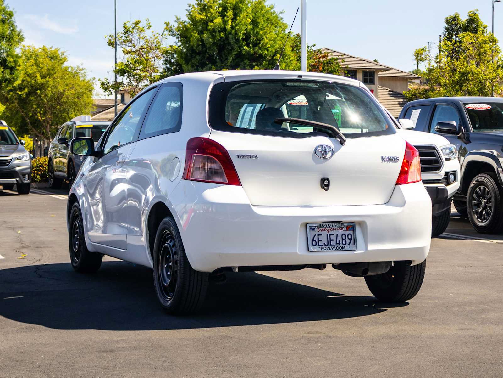 Used 2008 Toyota Yaris 2-Door Hatchback FWD image 7