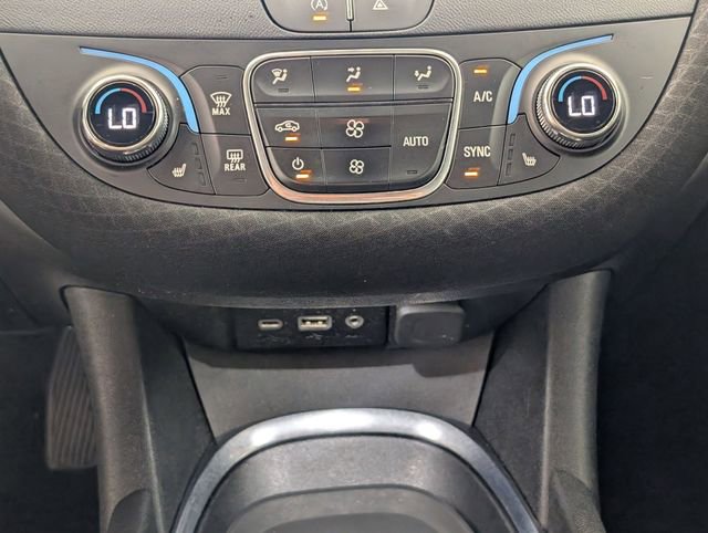 Used 2023 Chevrolet Malibu LT image 22