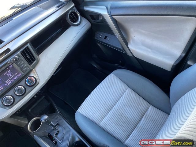 Used 2014 Toyota RAV4 LE image 14
