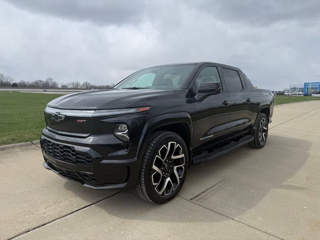 Used 2024 Chevrolet Silverado EV RST image 12