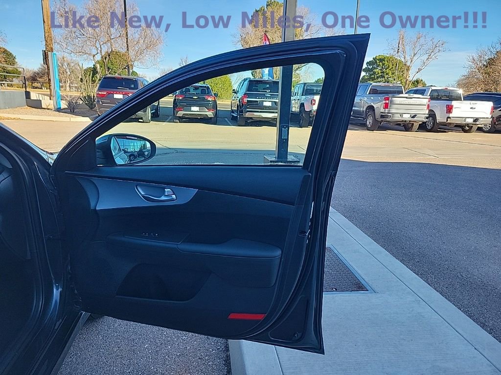 Used 2024 Kia Forte LX image 17