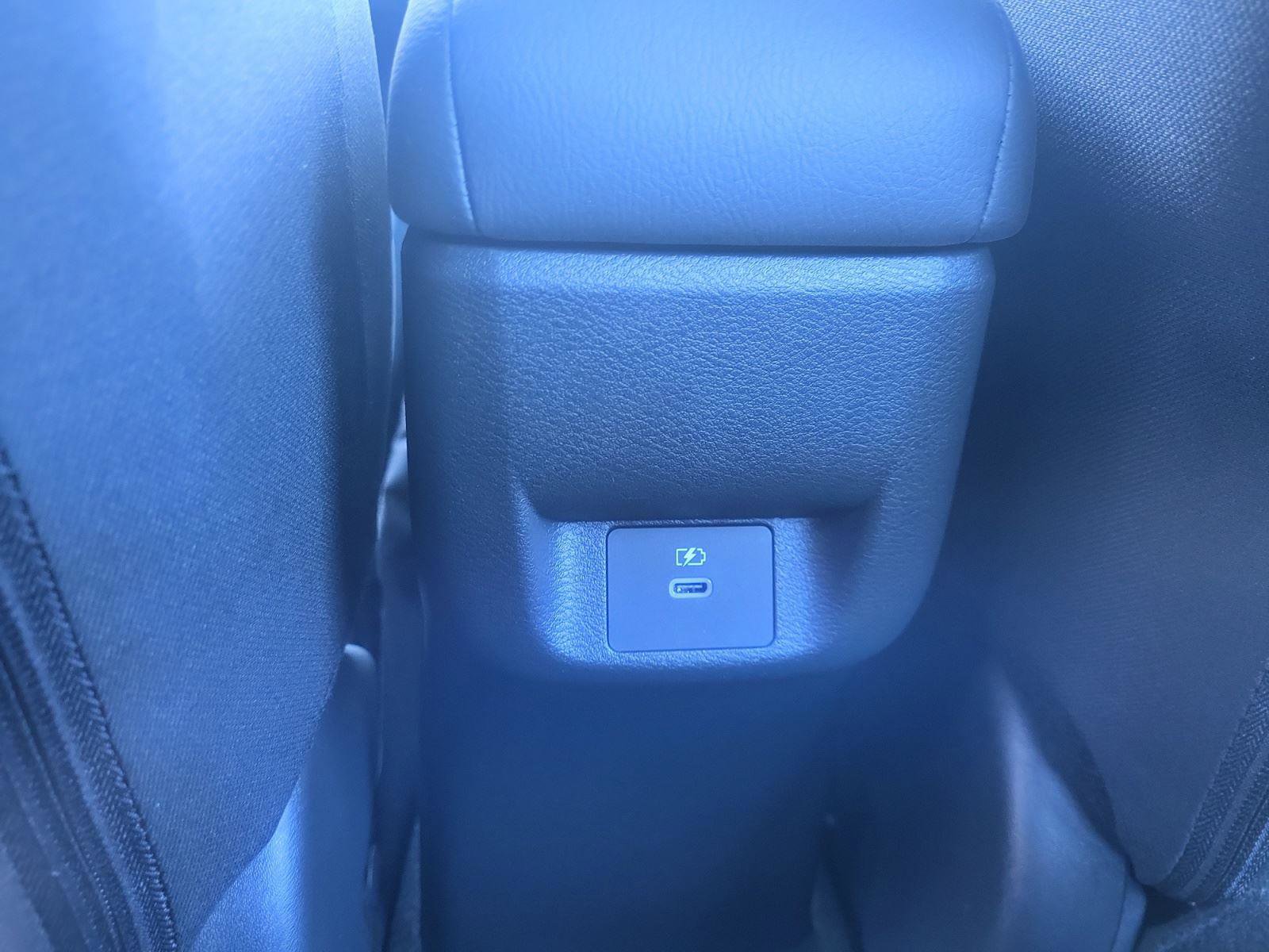 New 2025 Nissan Versa SR w/ Trunk Package image 19