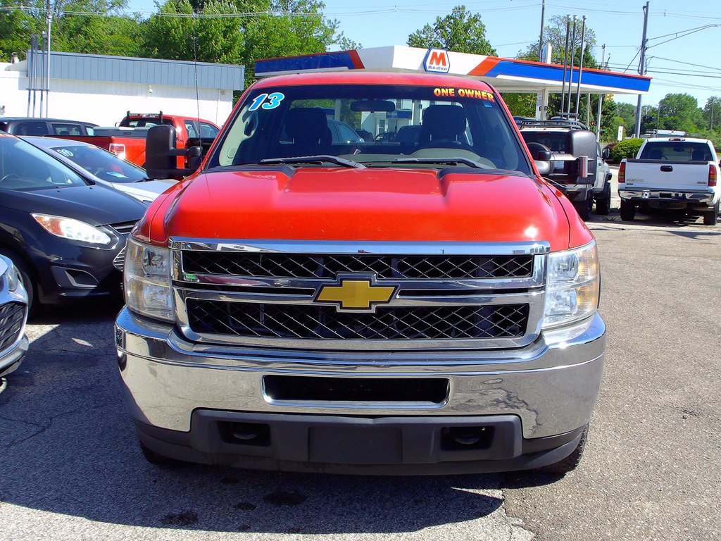 Used 2013 Chevrolet Silverado 3500 W/T RWD image 3