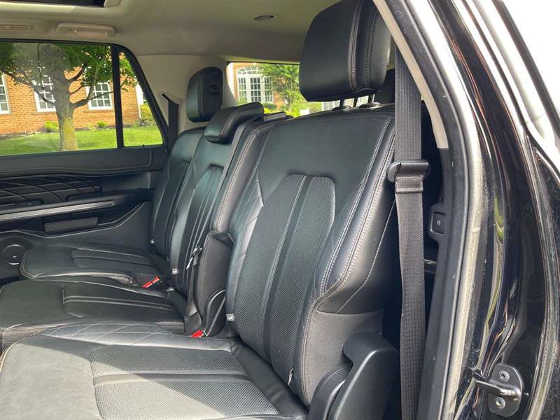 Used 2018 Ford Expedition Max Platinum AWD/4WD image 43