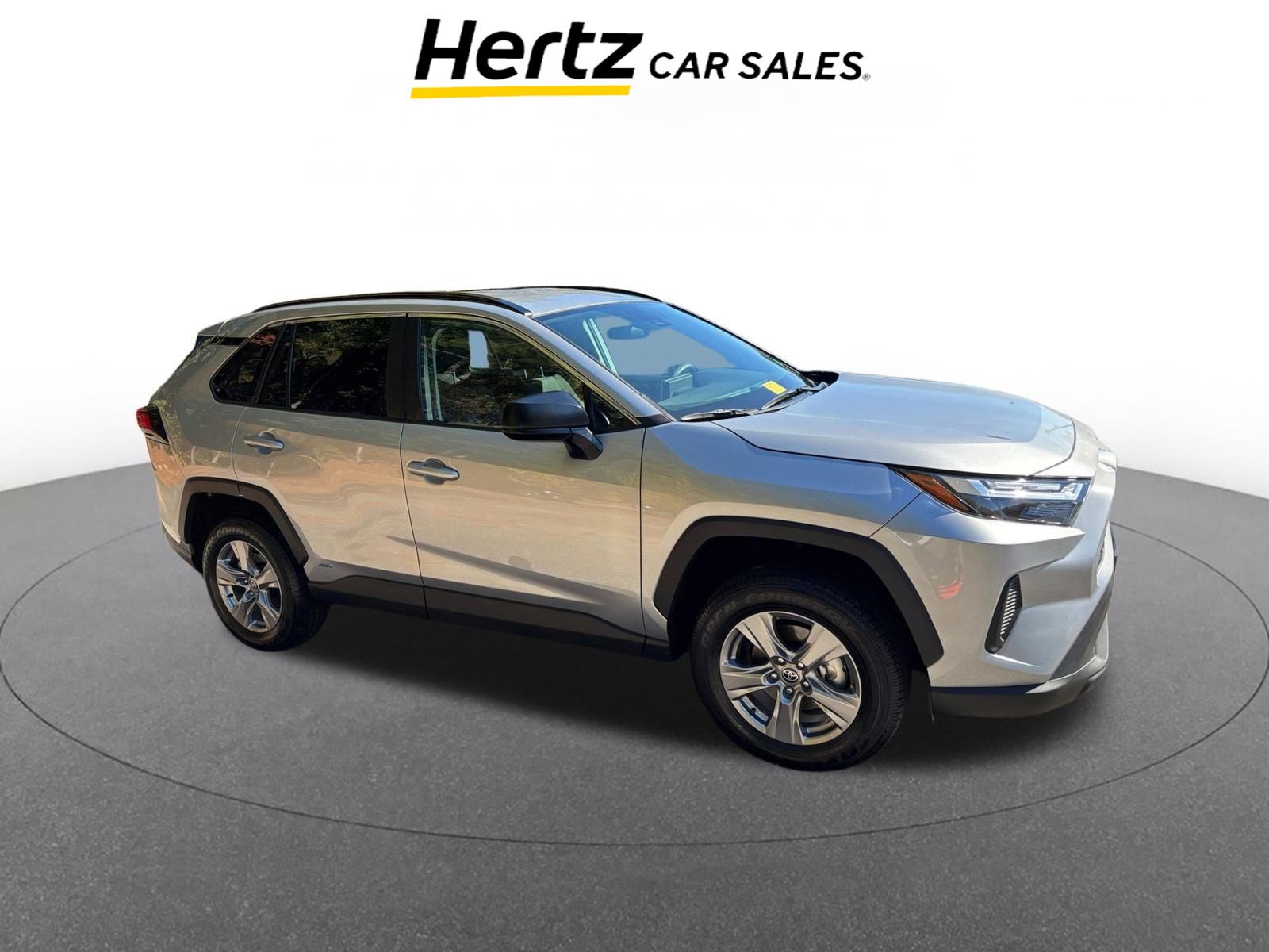 Used 2025 Toyota RAV4 LE video 1