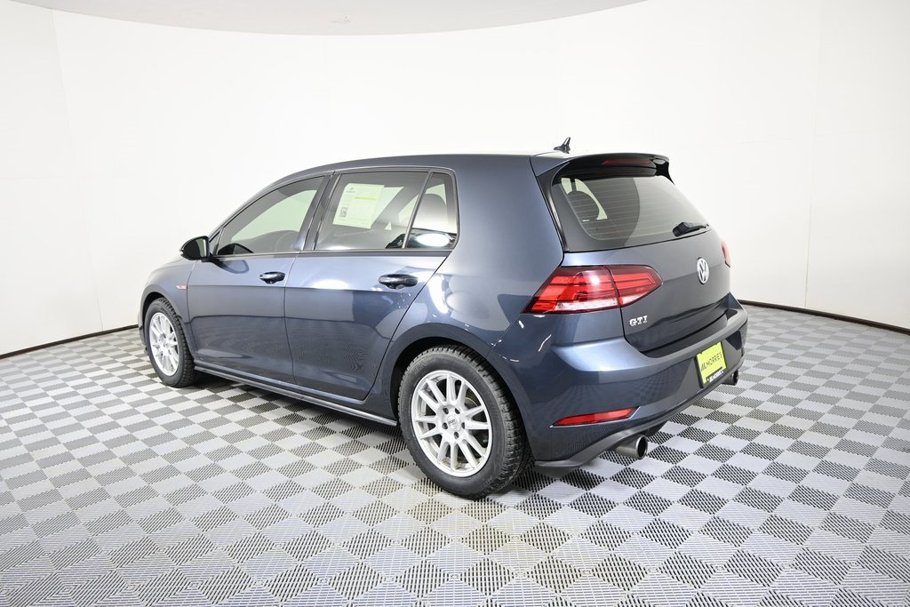 Used 2018 Volkswagen Golf 4-Door image 4