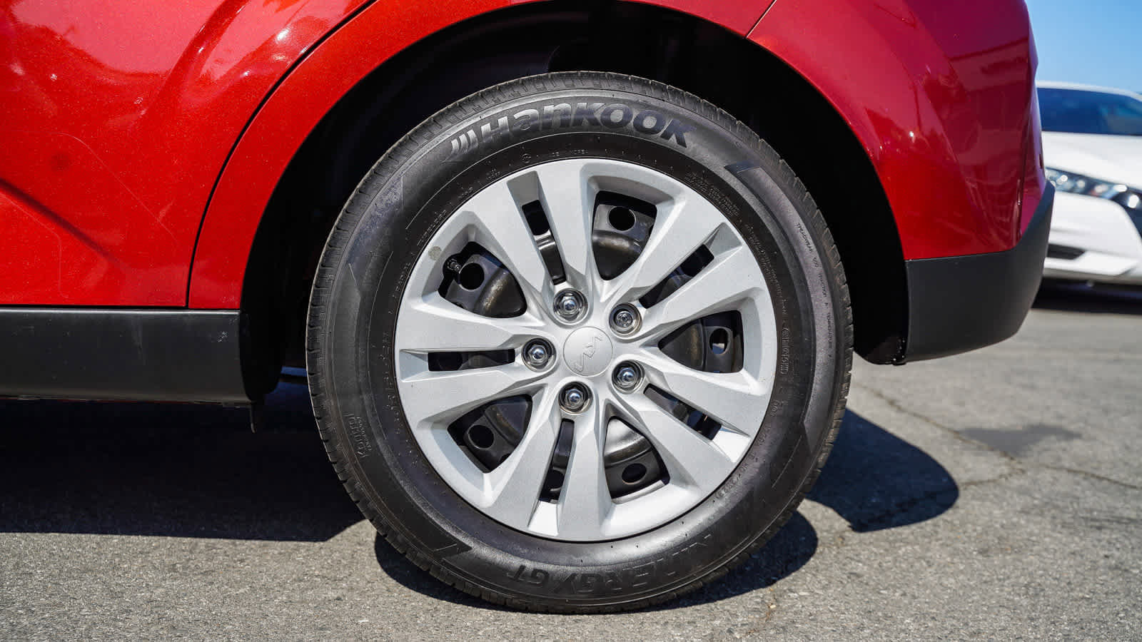 Used 2023 Kia Soul LX image 8