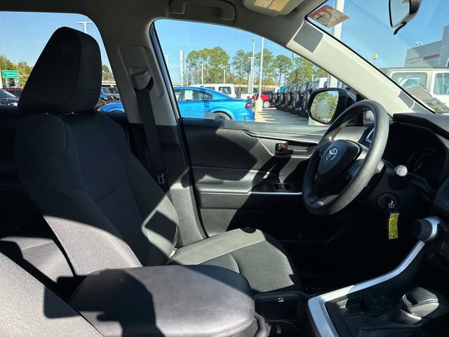 Used 2024 Toyota RAV4 LE image 11