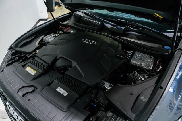 Used 2019 Audi Q8 Premium Plus w/ Premium Plus AWD/4WD image 49