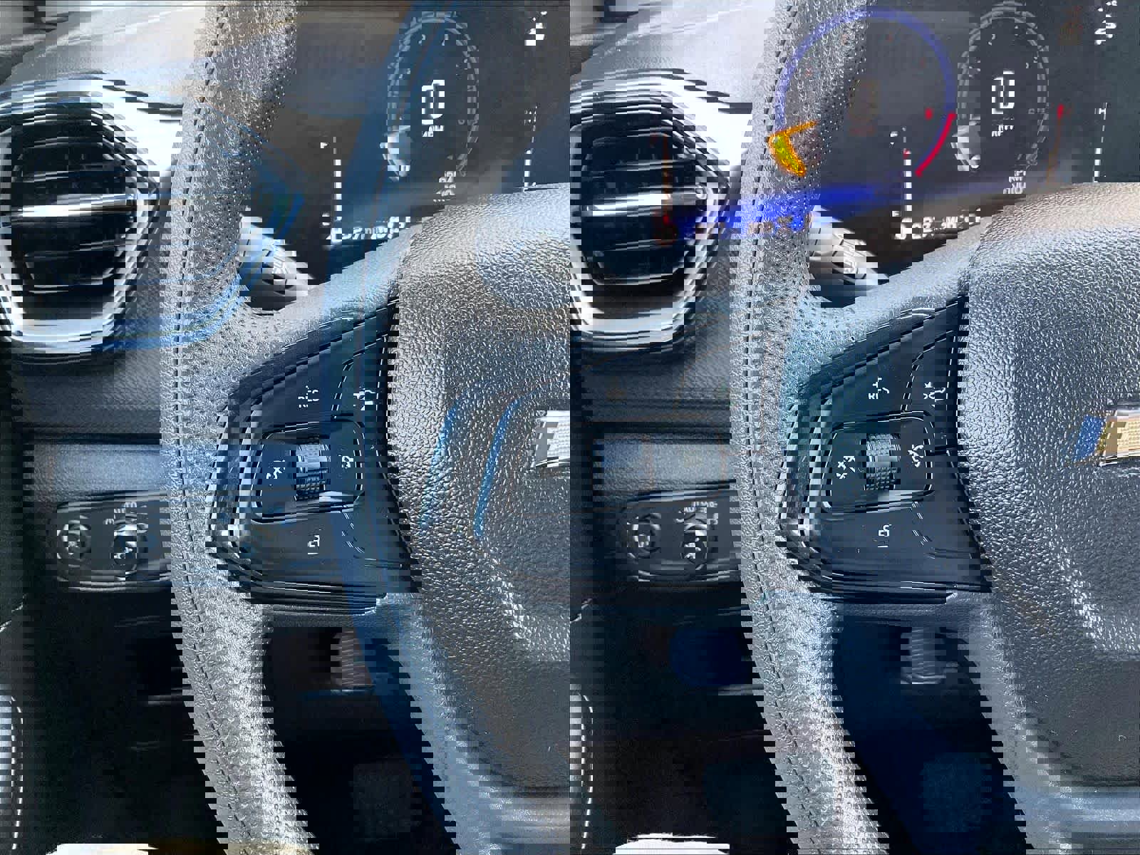 Used 2025 Chevrolet TrailBlazer LT AWD/4WD image 22