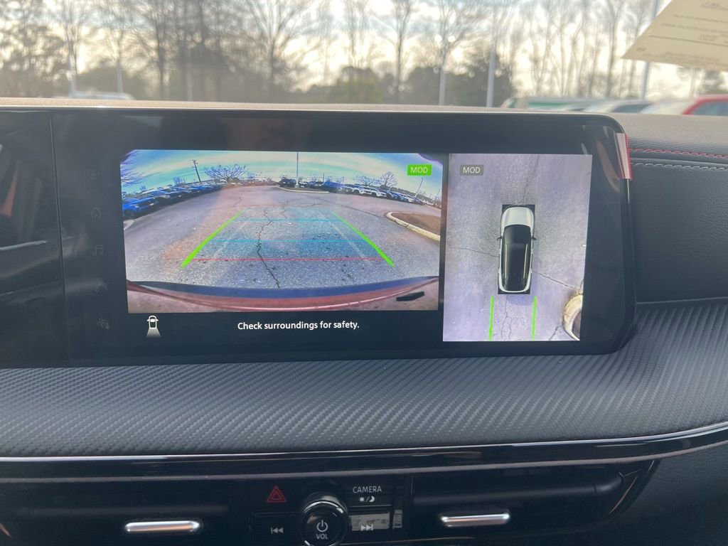 New 2025 Nissan Kicks SR image 18