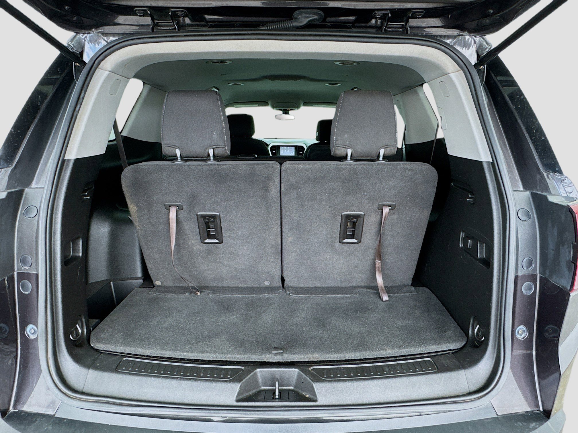 Used 2019 GMC Acadia SLE w/ LPO, Floor Liner Package FWD image 17