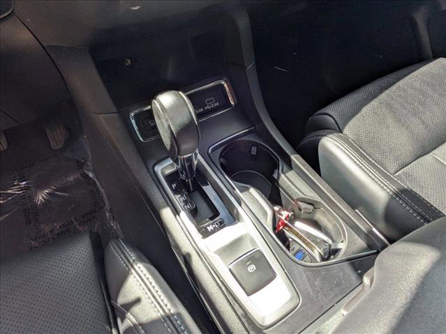 Used 2023 Subaru Ascent Limited w/ Technology Package AWD/4WD image 17