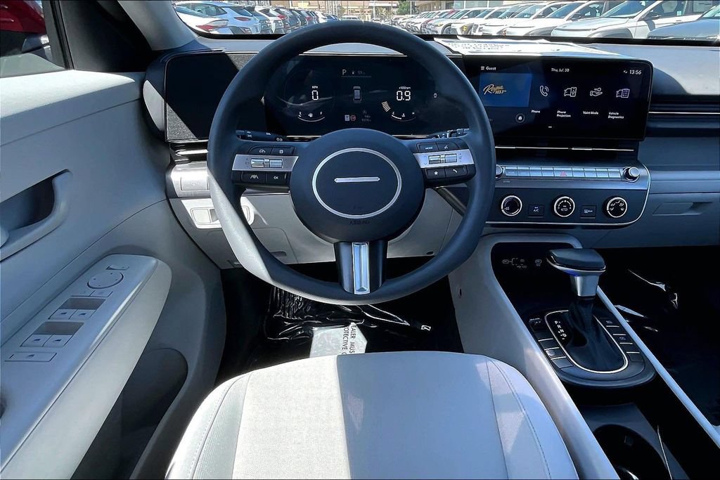 Certified 2024 Hyundai Kona SE FWD image 7