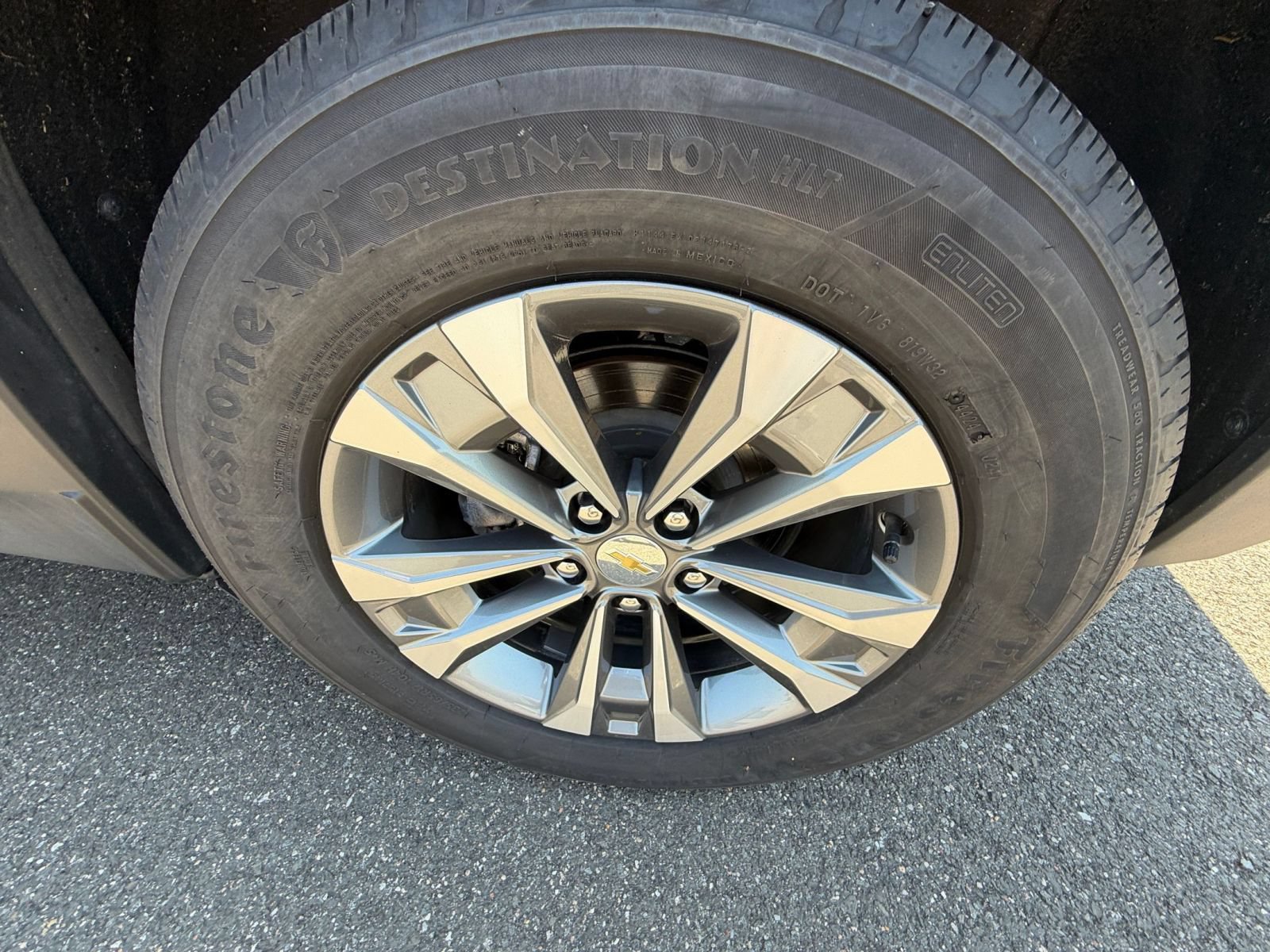 Used 2025 Chevrolet Equinox LT FWD image 31
