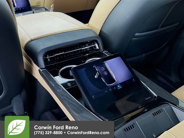 Used 2025 Cadillac Escalade IQ Luxury 2 image 28