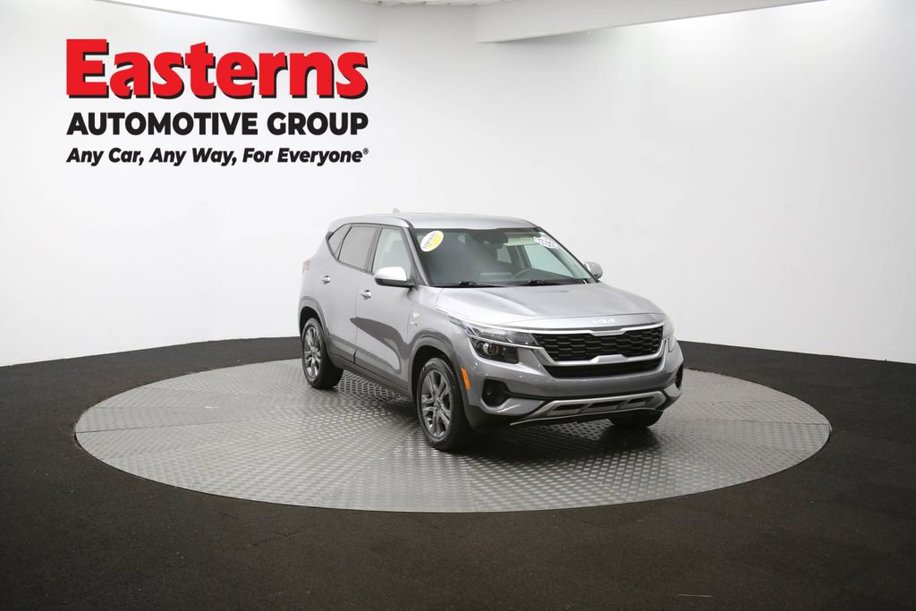 Used 2023 Kia Seltos LX image 56