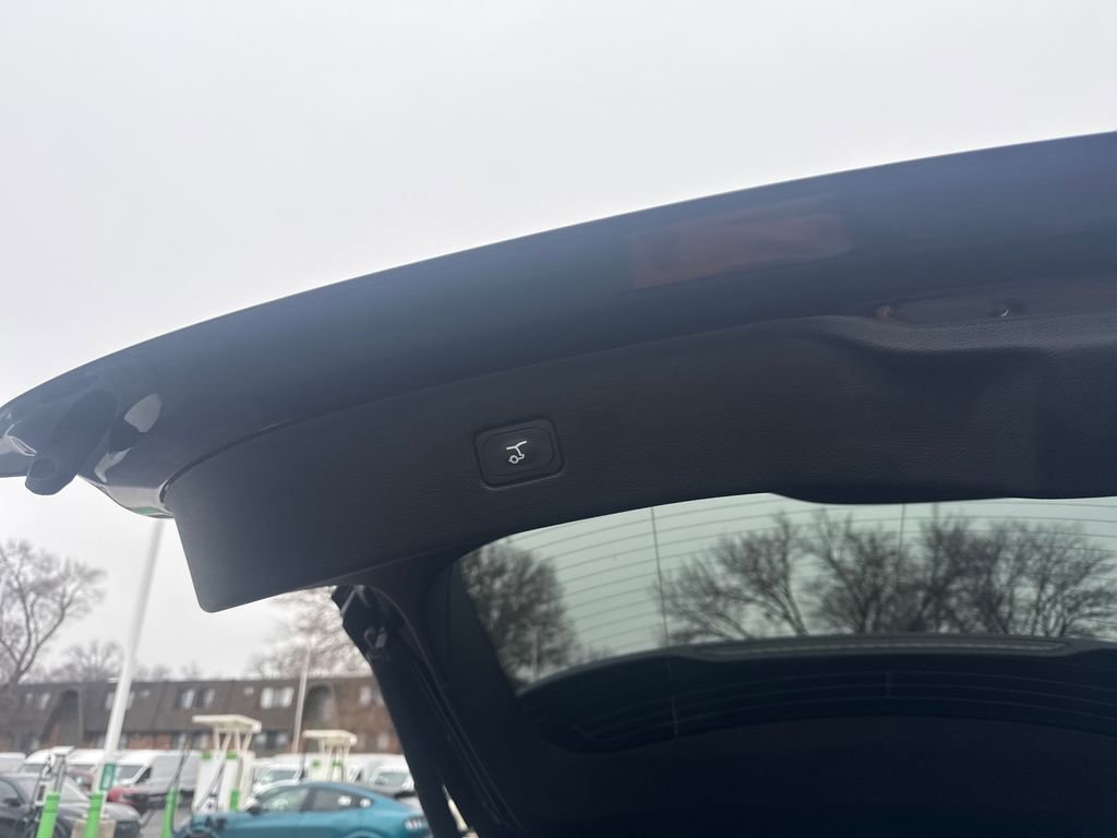 Used 2024 Ford Edge SEL w/ Convenience Package image 13