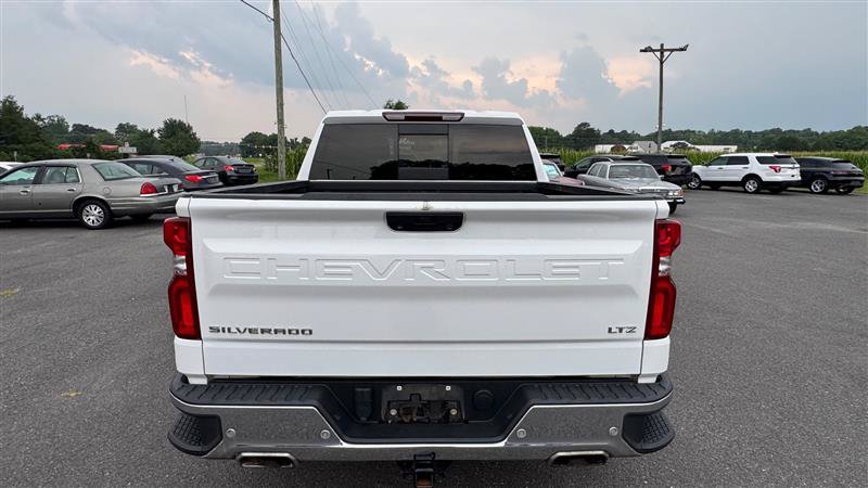 Used 2023 Chevrolet Silverado 1500 LTZ w/ LTZ Convenience Package II AWD/4WD image 16