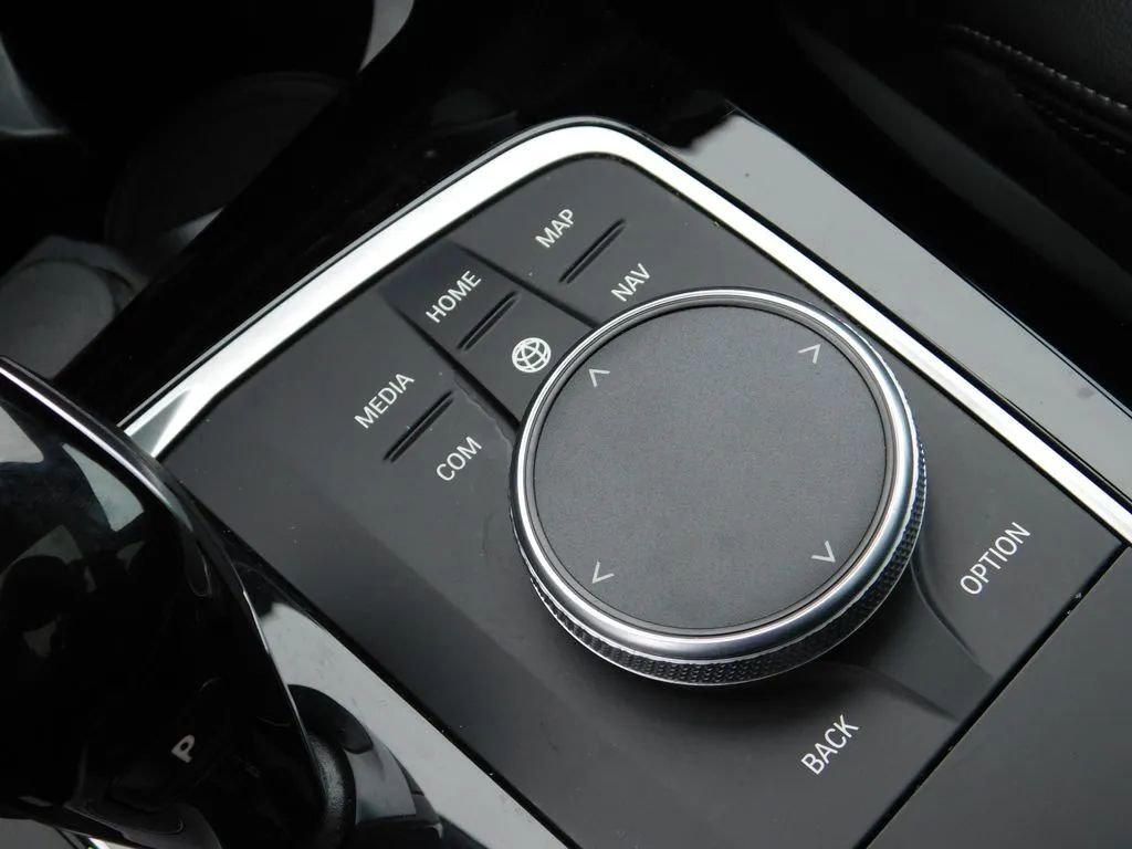 Used 2023 BMW X3 sDrive30i image 21