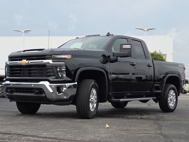 Used 2025 Chevrolet Silverado 2500 LT w/ All Star Edition AWD/4WD image 14