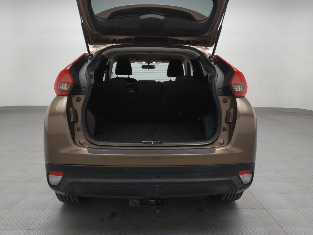 Used 2018 Mitsubishi Eclipse Cross LE image 29