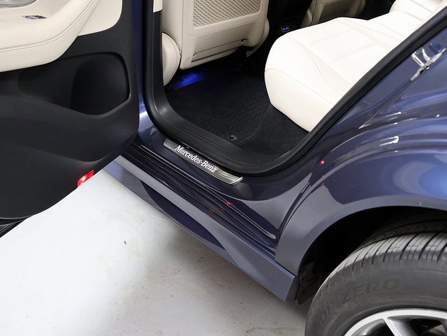 Certified 2024 Mercedes-Benz GLE 350 4MATIC image 30