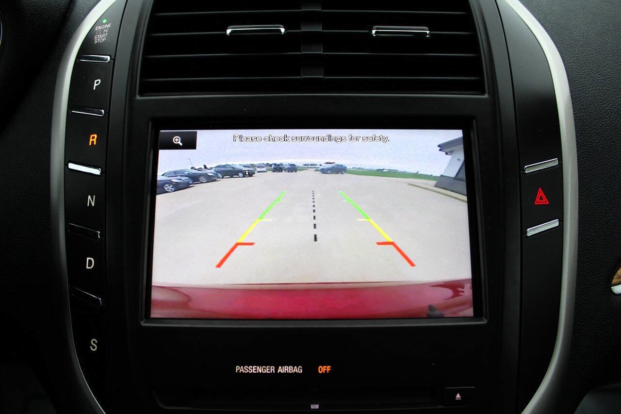 Used 2015 Lincoln MKC AWD w/ Equipment Group 101A Select image 17