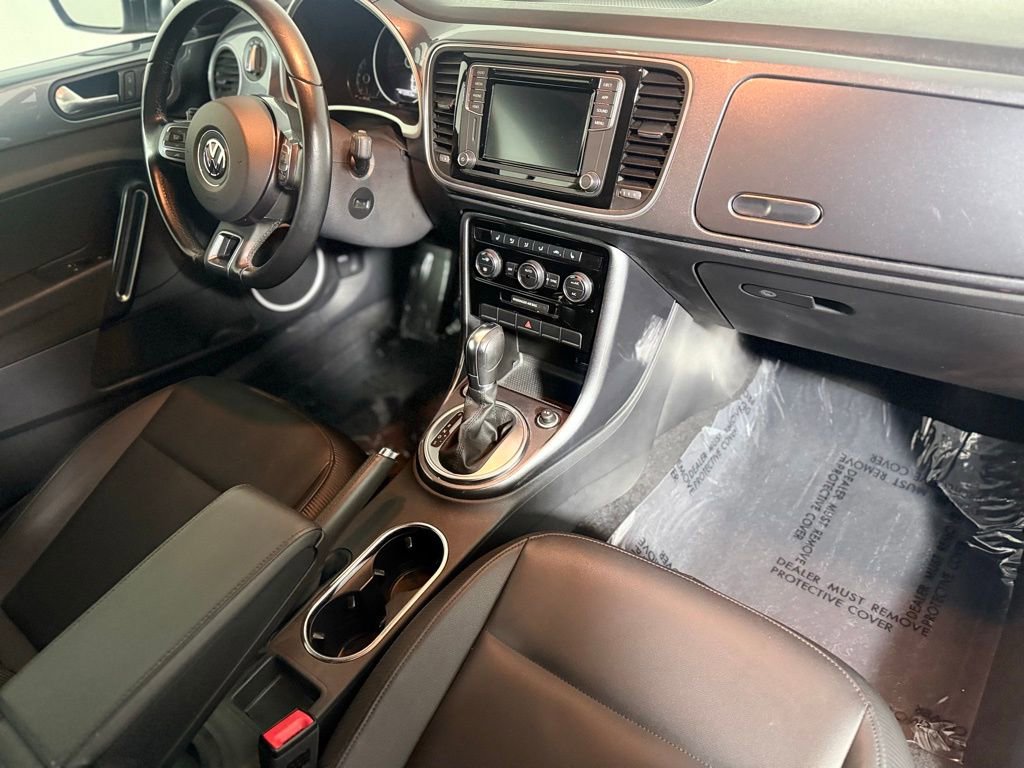 Used 2019 Volkswagen Beetle 2.0T SE FWD image 20