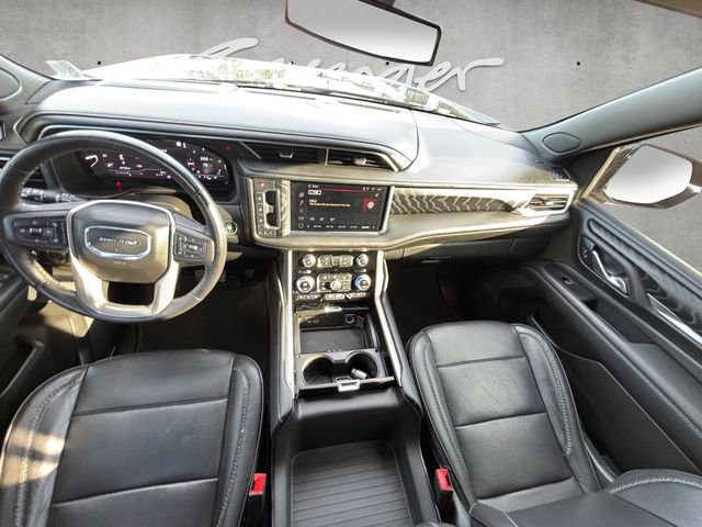 Used 2022 GMC Yukon Denali image 3