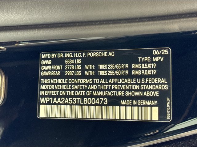 Certified 2026 Porsche Macan Turbo AWD/4WD image 27