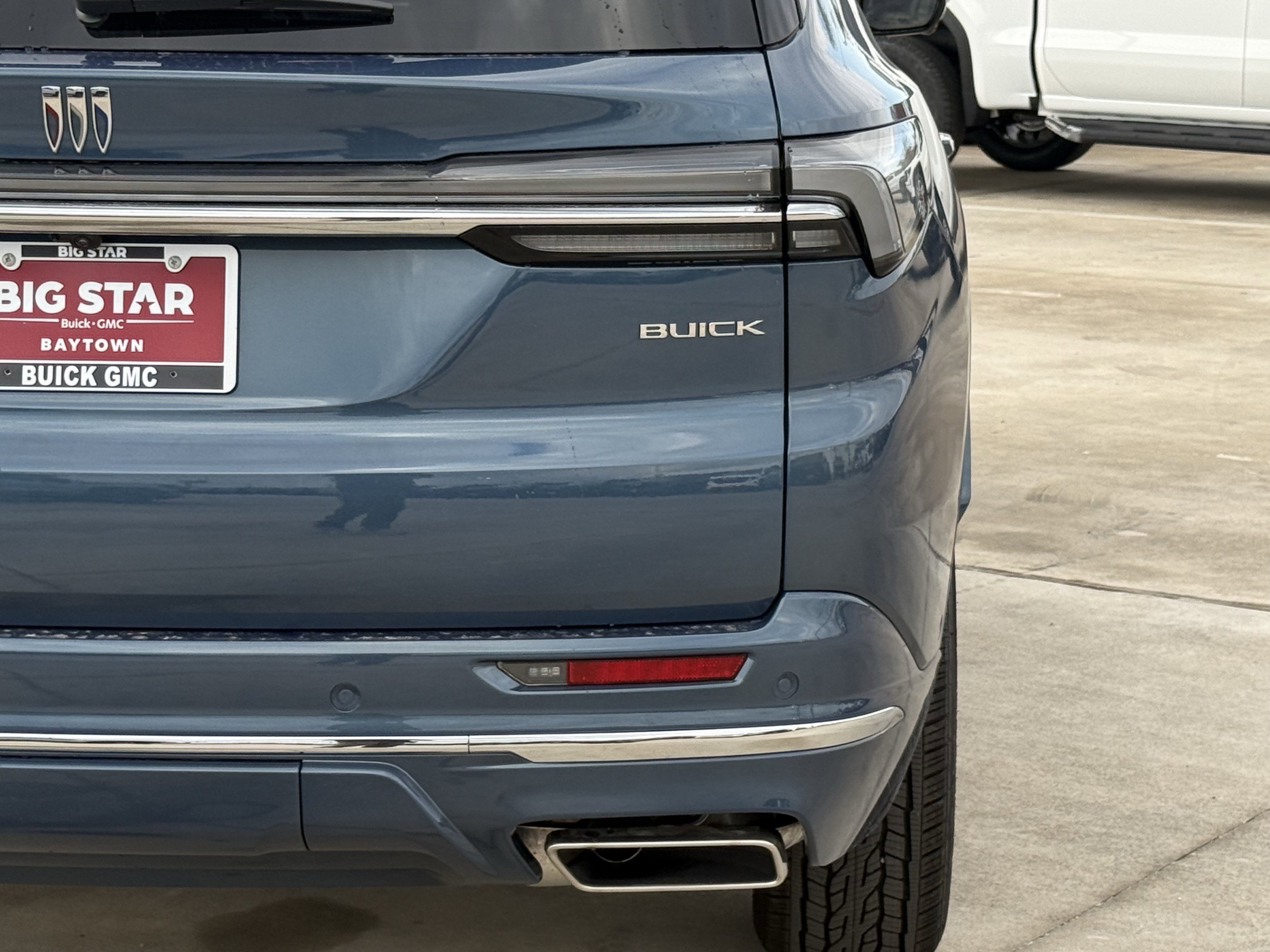 New 2026 Buick Enclave Avenir w/ Super Cruise Package FWD image 7