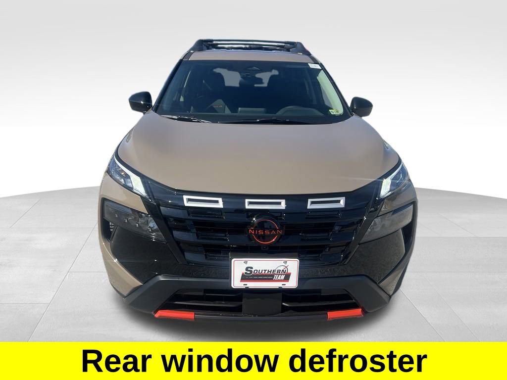 Certified 2025 Nissan Rogue SV image 10