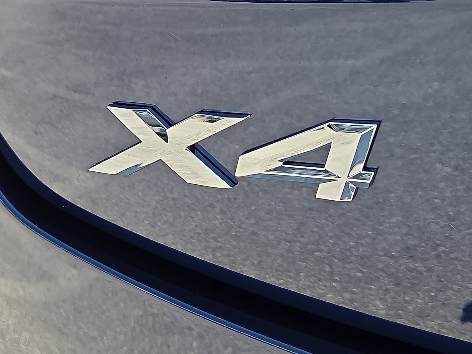 Used 2025 BMW X4 xDrive30i w/ Premium Package AWD/4WD image 8