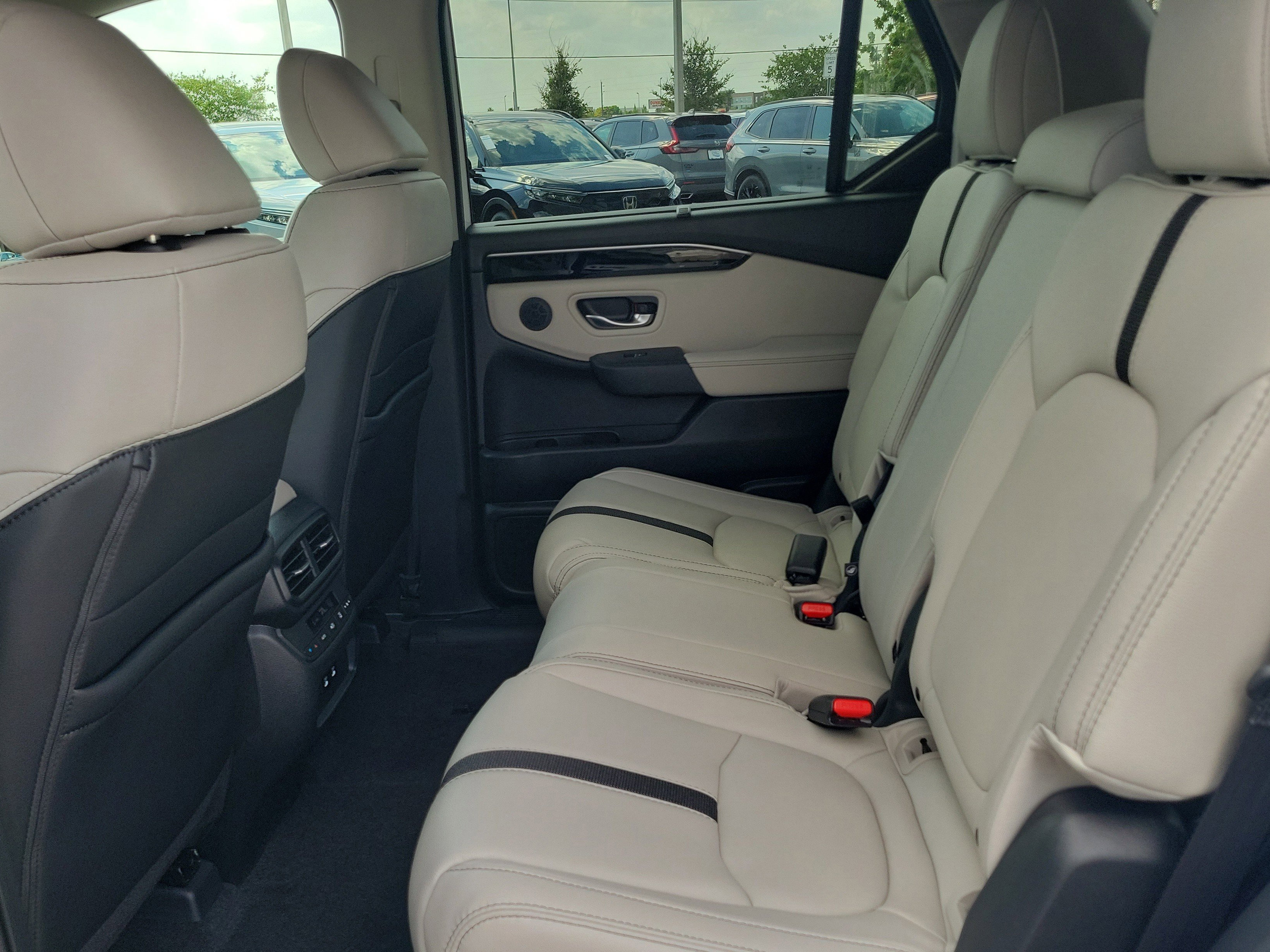 New 2026 Honda Pilot EX-L image 13