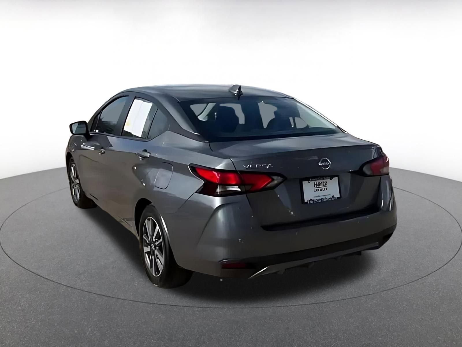 Used 2025 Nissan Versa SV image 11