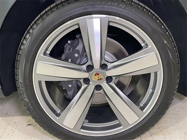 New 2026 Porsche Macan image 15